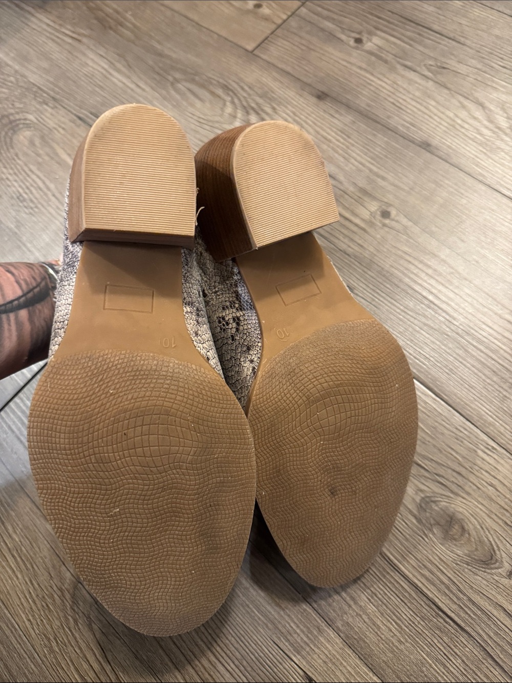 🆕 Very G Cream Marlene 2 Python Print Ankle Boots. 10. Like New!🔥 - Picture 9 of 10